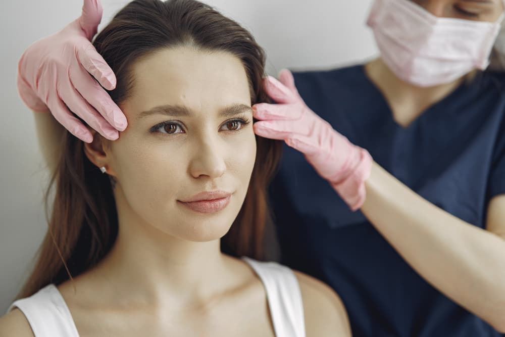 Comblement de visage - Private Medlook Polyclinic