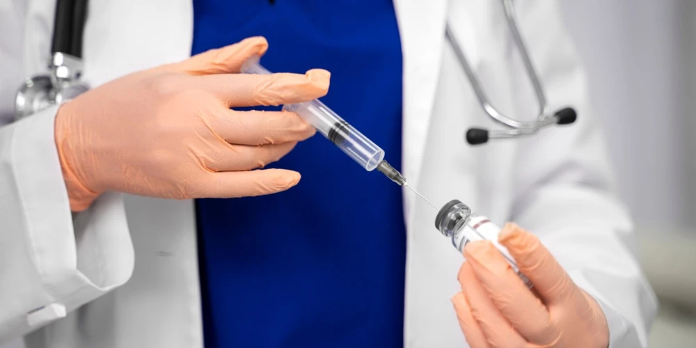 Who is NAD+ Therapy Recommended for? What are the Application Methods?