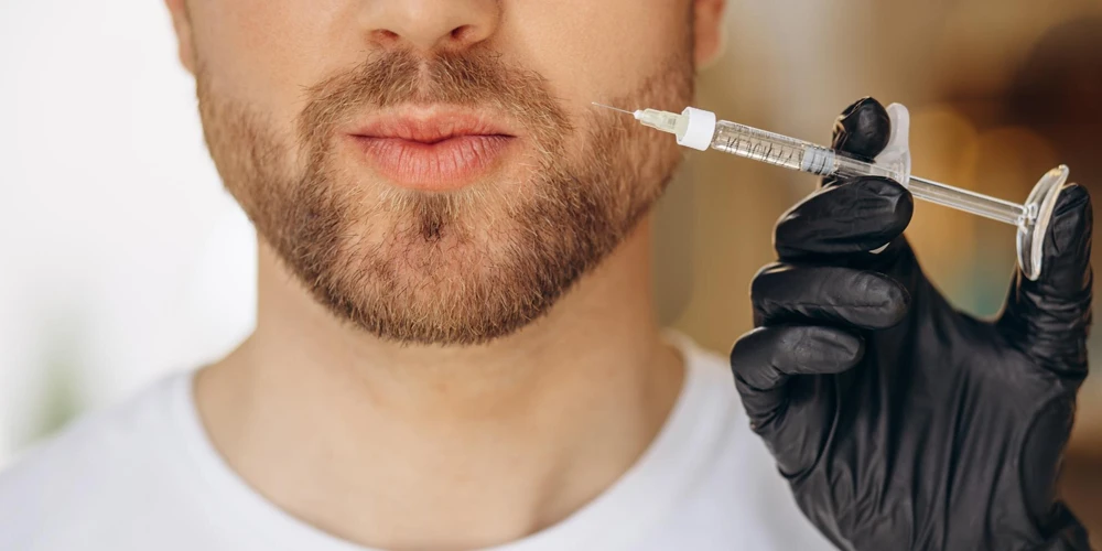 Remplissage des lèvres pour les hommes Touches naturelles et stratégiques qui renforcent l'attirance masculine2
