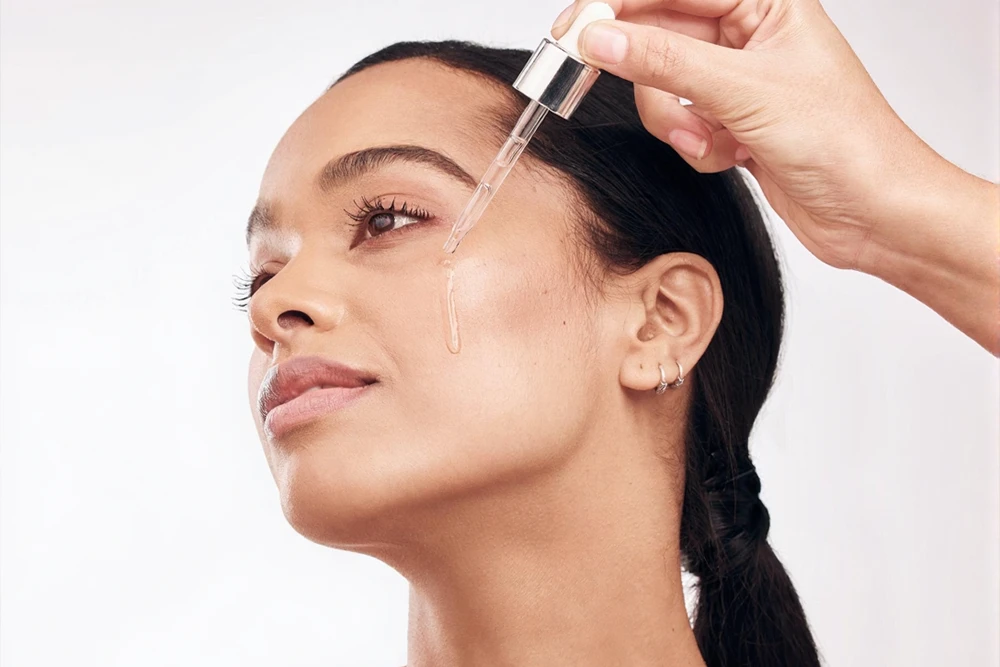 2 9 - Özel Medlook Polikliniği Sıvı Yüz Germe - Özel Medlook Polikliniği